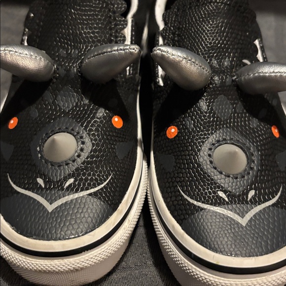 Vans Black and Silver Kids Sneakers - Picture 5 of 6